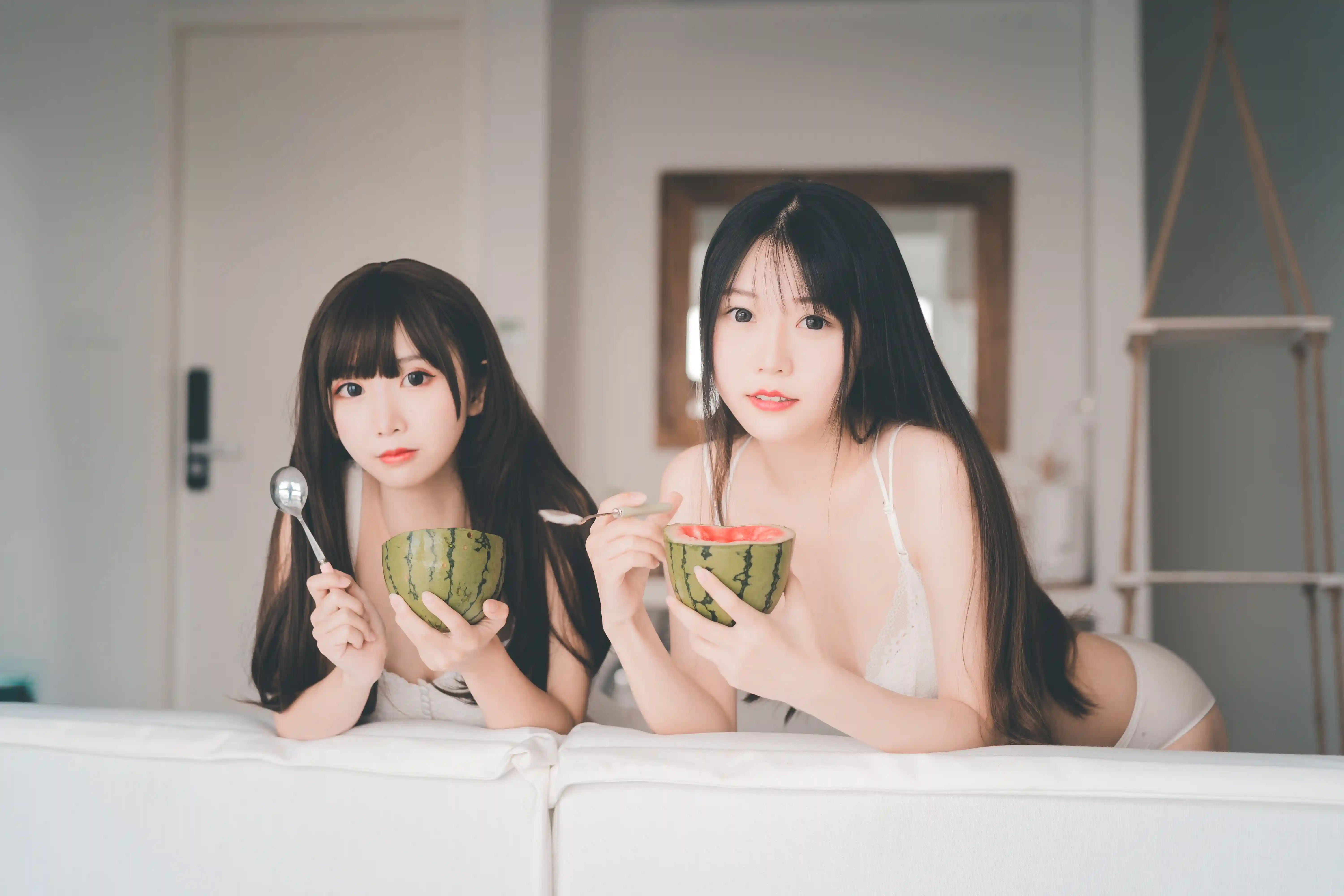 纯白蕾丝