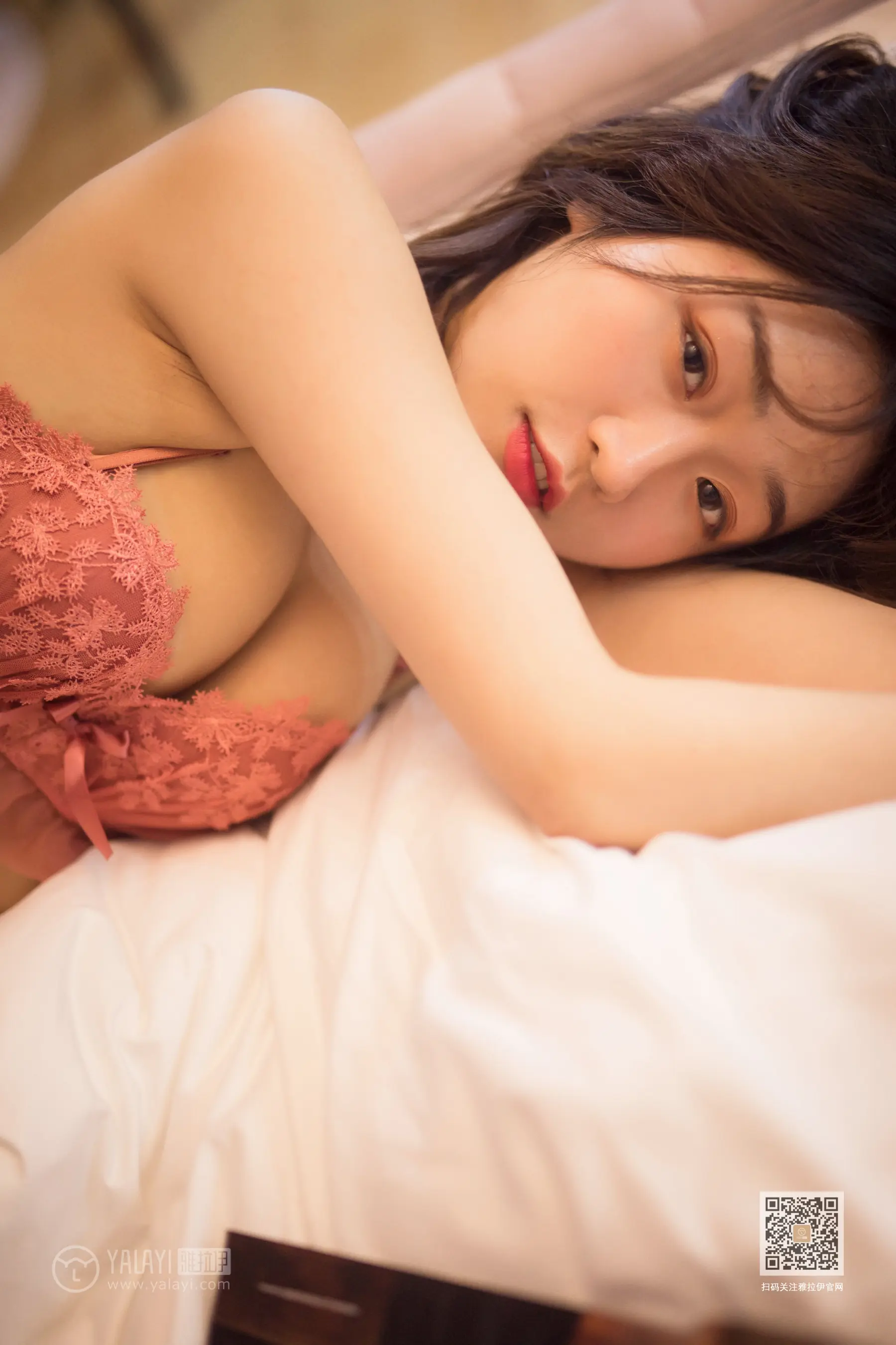 六十六楼往下看