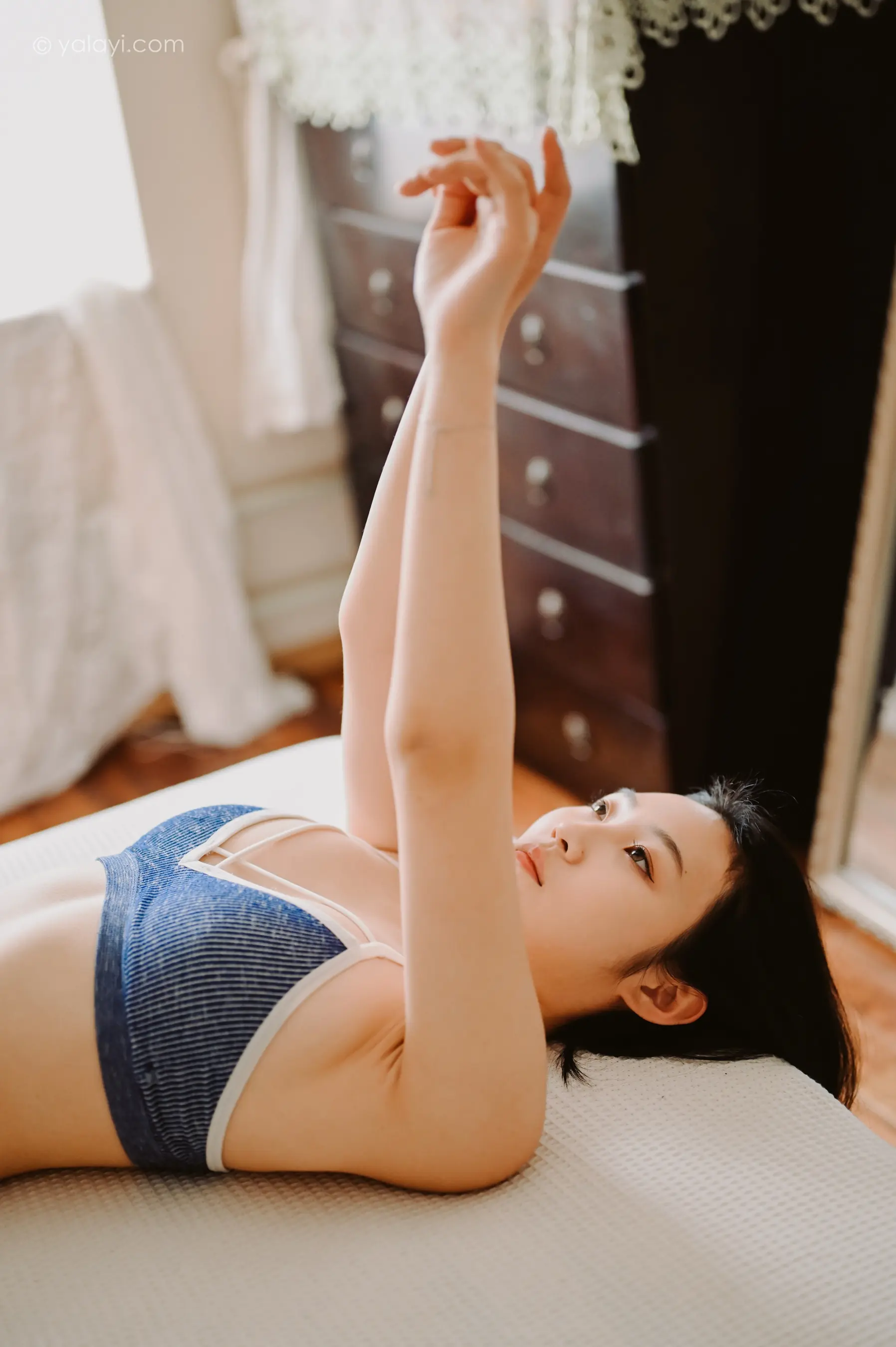 [雅拉伊]作画的女孩-沈伊-48P-36MB